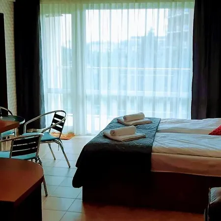 Miramar Palace - Planeta 614 Слънчев бряг