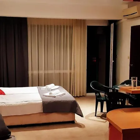 Apartament Miramar Palace - Planeta 614